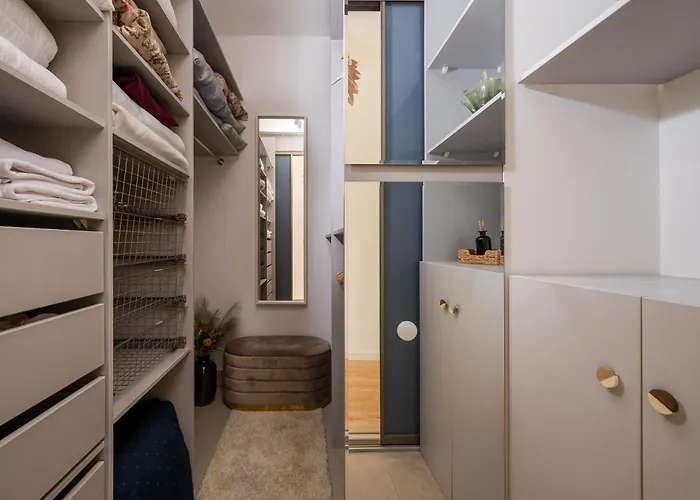 Tawerny Terrace By Bookinghost * Warsaw