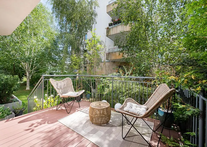 Tawerny Terrace By Bookinghost